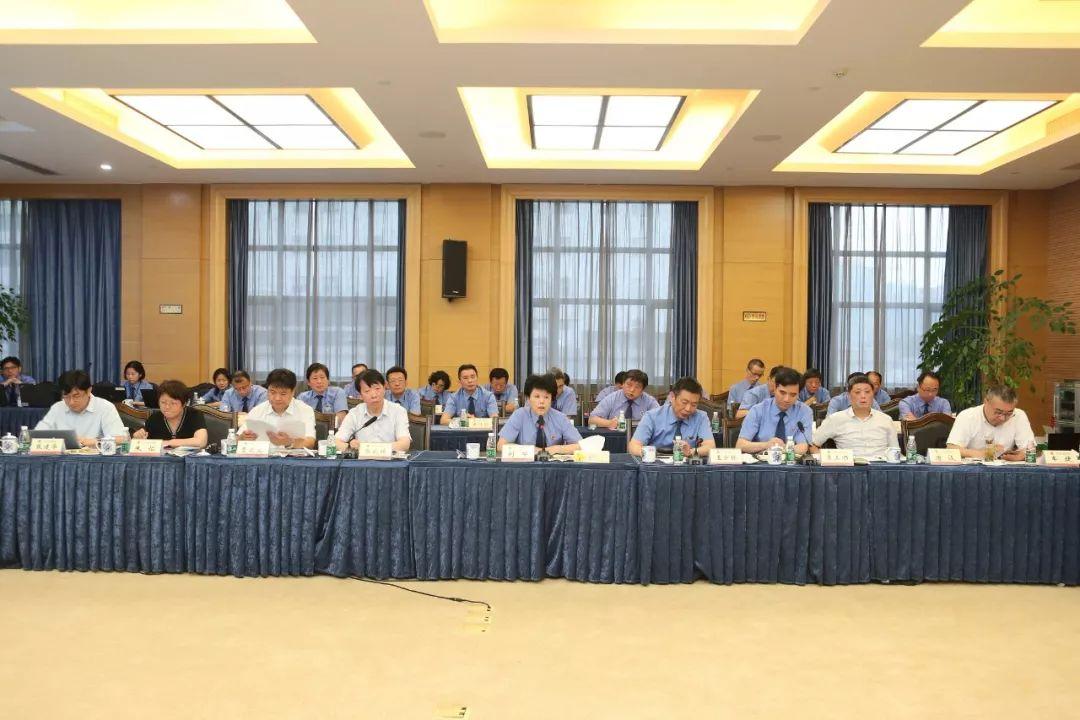 新奥2025澳门精准正版免费精选解析、解释与落实、深度解答解释落实