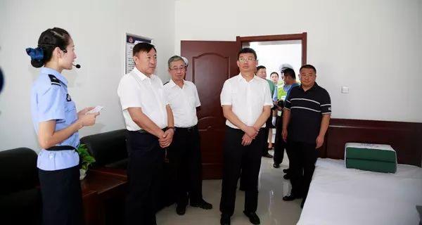 澳门正版全年免费资料公开,警惕虚假宣传落实,构建解答解释落实