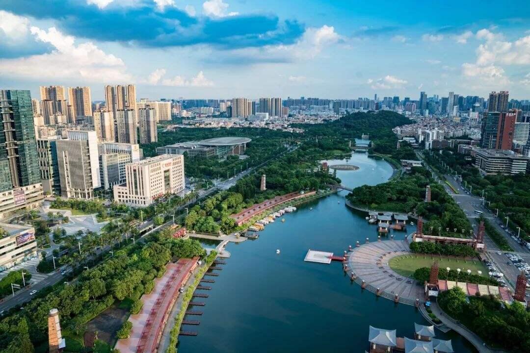 2025年新澳门和香港天天免费精准大全,全…警惕虚假宣传落实,深度解答解释落实
